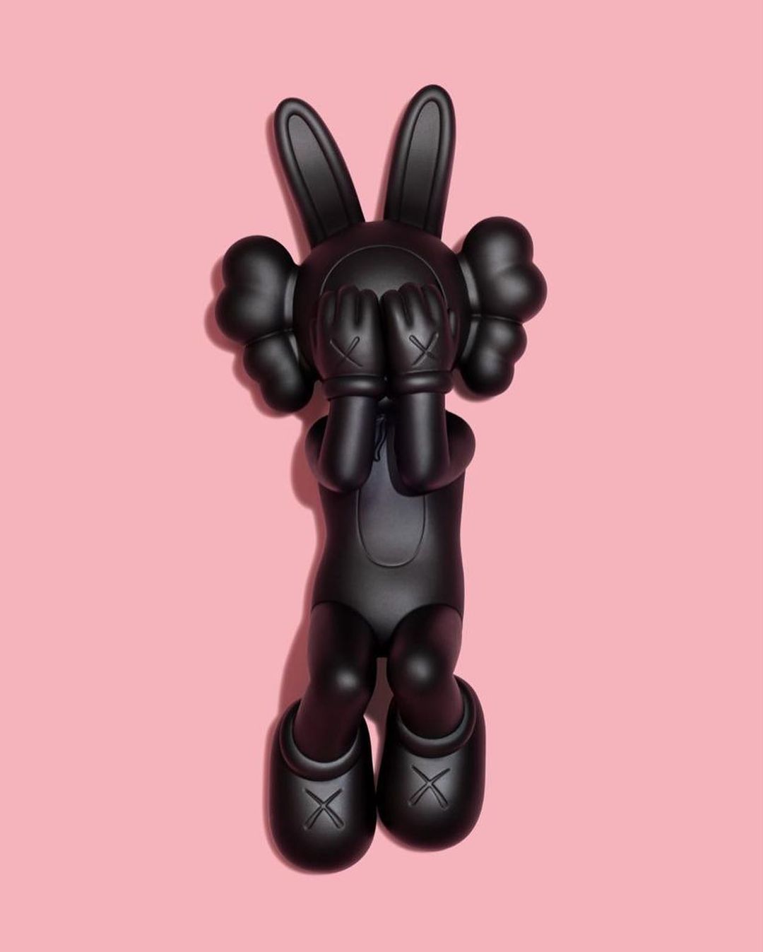 KAWS,印度尼西亚神庙